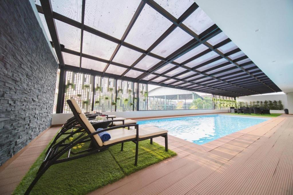 Tera Hotel Vientiane Exterior photo